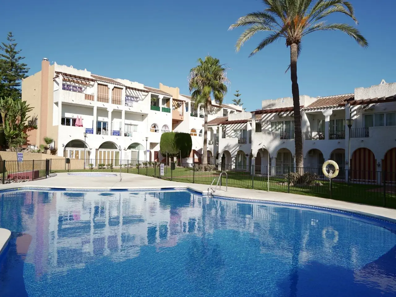 Relax 48 · Río Marina, Nerja