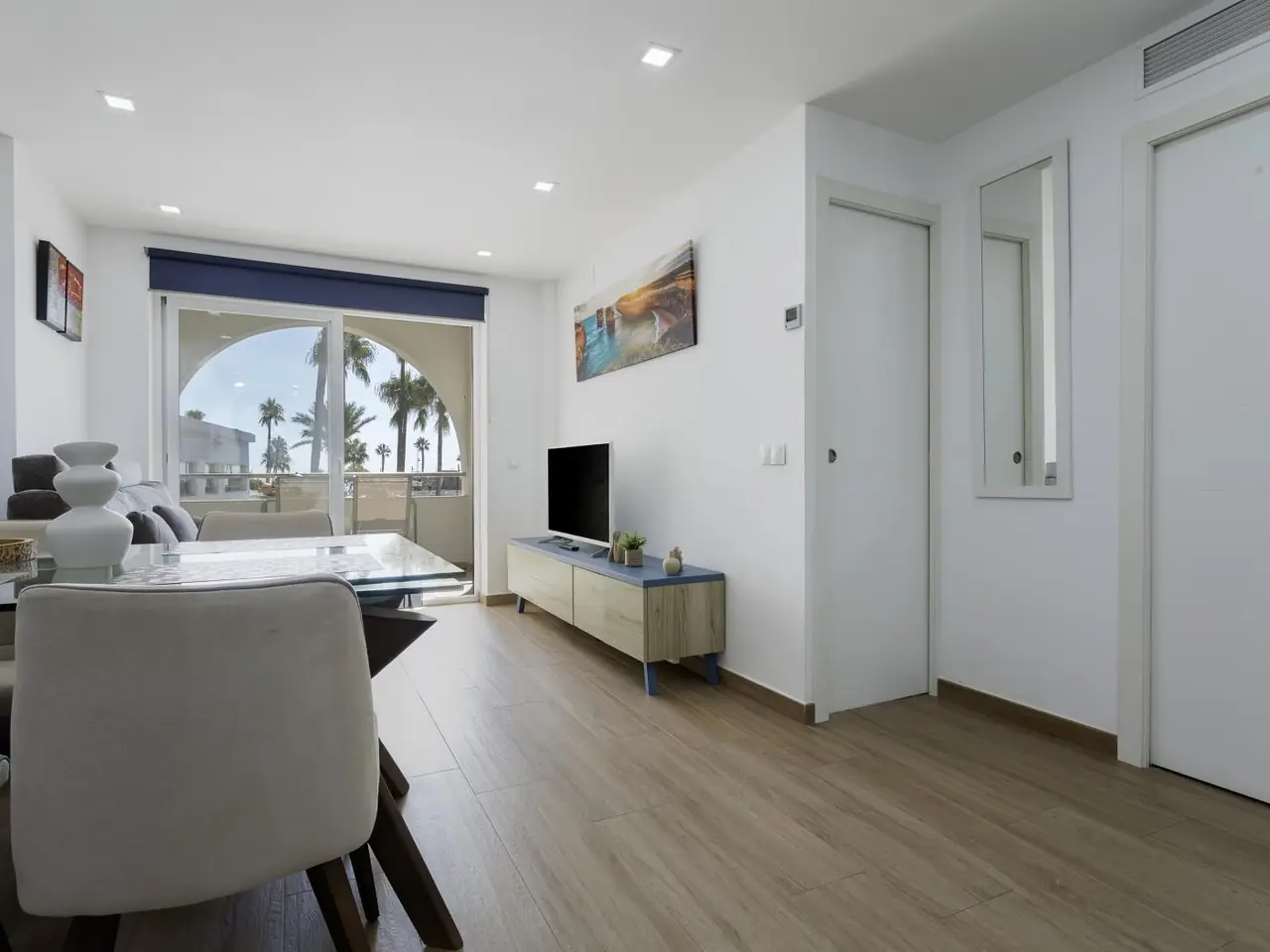 Flat Los Álamos Beach, Torremolinos — photo 6